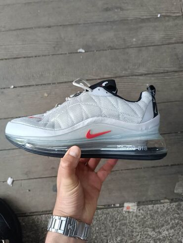 Women's Sneakers and athletic shoes: 46 — 29