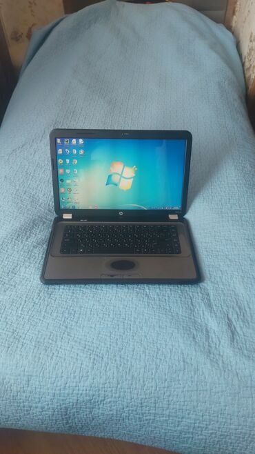 par vuran: HP Pavilion noutbuk - Ekran: 15.6" (parlaq panel) - Klaviatura: tam