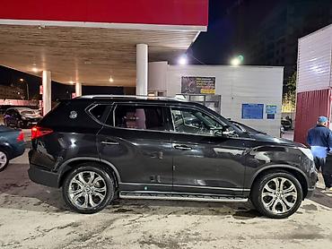 продам зил самосвал дизель: Внедорожник (черный) класса SUV Основные характеристики: - Кузов — 3