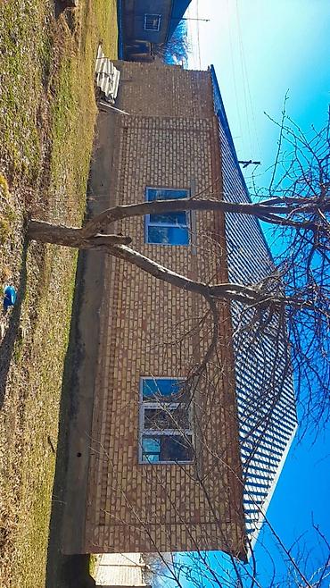 Продажа коттеджей и домов: Дом на участке 25 соток,г.Кара-Балта,село Бекитай. - Кирпичный — 15