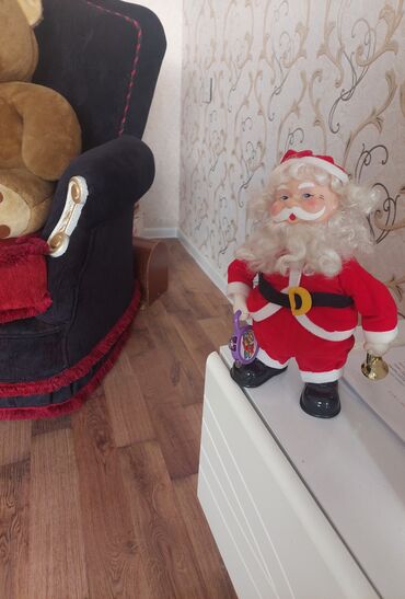 декоративные наволочки для диванных подушек: Yeni il oyuncaqları və bəzəkləri