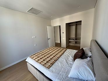 Uzunmüddətli kirayə mənzillər: Sea Breeze Marina Village 2 otaqli ev kiraya verilir. Duş kabini – — 13
