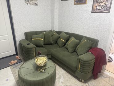 məktəb parta: Künc divan, Qonaq otağı üçün, Açılmayan