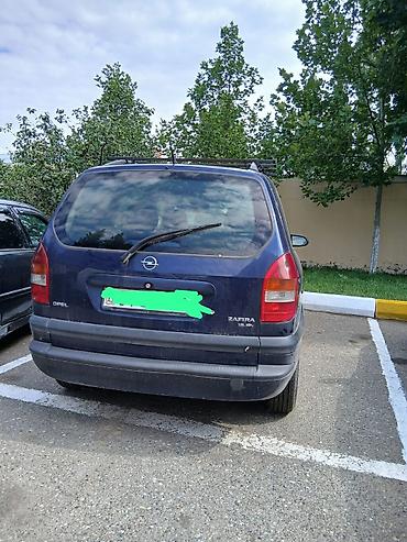 opel zafira a: Opel Zafira A, mavi rəng, 7 yerlik kompakt miniven. Opel Zafira.İli — 5