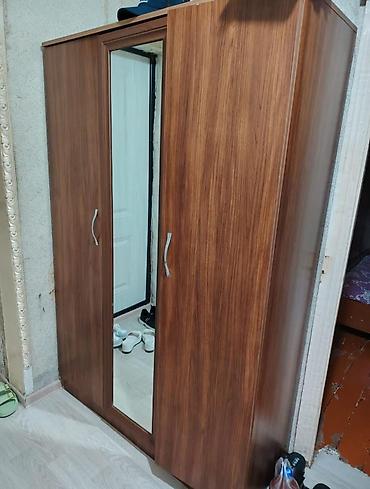 Şifonyerlər: 5046 Təcili satılır yaxşı vəziyyətdədir heç bir pirablemi yoxdu — 1