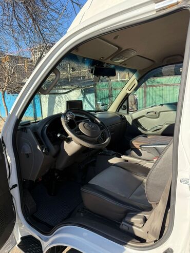 Hyundai: Hyundai Porter: 2021 г., 2.5 л, Типтроник, Дизель, Фургон — 14