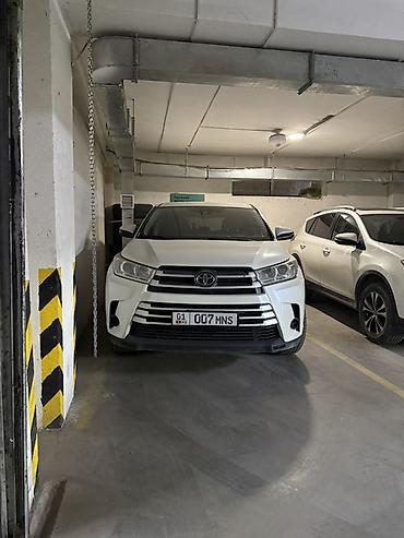 geeli coolray: Toyota Highlander: 2019 г., 3.5 л, Автомат, Бензин, Кроссовер — 2