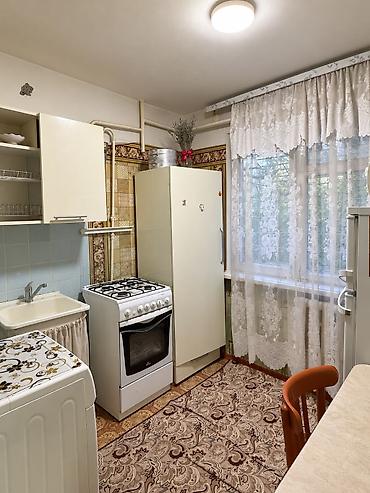 сдается квартира микрорайон достук: 2 комнаты, 44 м², 6 мкр 104 серия, 1 этаж, Старый ремонт — 3
