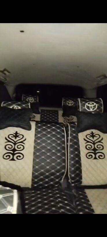 Toyota: Toyota Estima: 2000 г., 3 л, Автомат, Газ, Минивэн