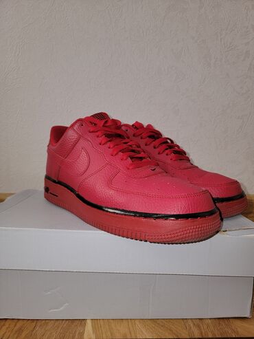 женские кроссовки nike air force в Азербайджан | Кроссовки и спортивная обувь: Nike Air Force 1 Gym Red. В идеальном состоянии. Носил крайне редко