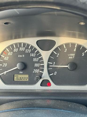 Opel: Opel Agila: 2007 г., 1 л, Механика, Бензин, Хэтчбэк — 9