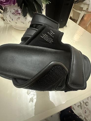 Basanoşka və səndəllər: Qara rəngli uniseks sandal H&M - Modell: qalın platformalı, açıq — 5