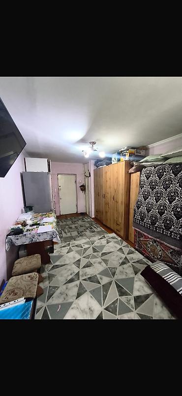 Продажа комнат: 16 м², С мебелью частично — 2