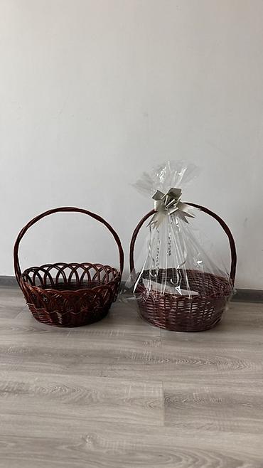Плетёные корзины каждая по 500сом
Корзины большие