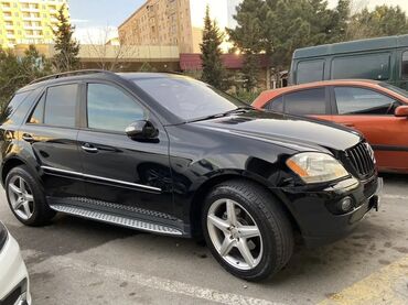диски на зимнюю резину фольксваген: Mercedes-Benz ML (W164) – qara rəngli, 5 qapılı premium SUV. Xarici