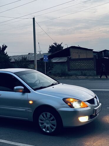 Mitsubishi: Mitsubishi Lancer: 2004 г., 1.6 л, Механика, Бензин, Седан — 7