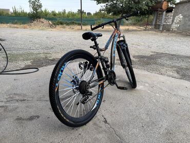 İdman velosipedləri: Ön asqılı, disk əyləcləri və möhkəm çərçivəsi olan dağ velosipedi — 17