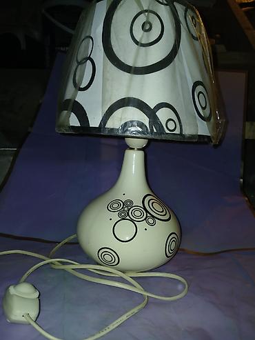 декор дерево: Masaüstü dekorativ lampa - Rəng: ağ əsas, qara dairəvi naxışlarla - — 2