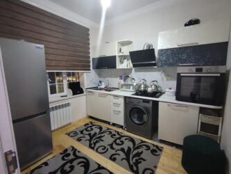 Həyət evləri və villaların satışı: 7 otaqlı, 200 kv. m, Kredit yoxdur, Orta təmir — 7