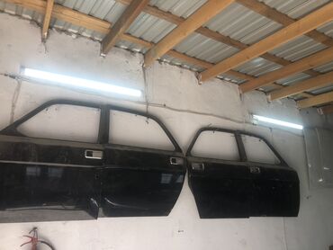 gaz 24: Qaz 24 zavod qapilar satillir 077.553.62.01 vatsapa yazin qiymət