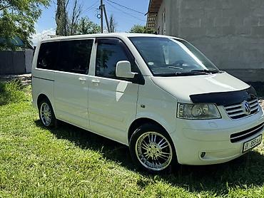 два авто: Volkswagen Multivan: 2004 г., 2.5 л, Механика, Дизель, Минивэн — 2