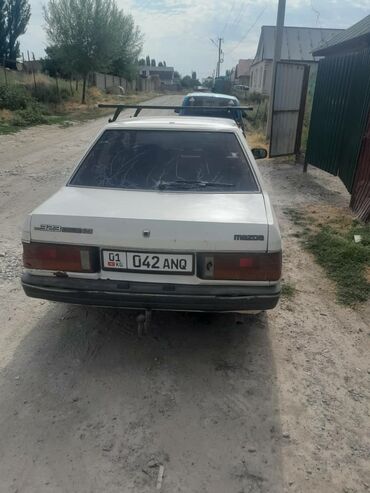 мазда примаси 1 8: Mazda 323: 1986 г., 1.6 л, Механика, Бензин, Седан