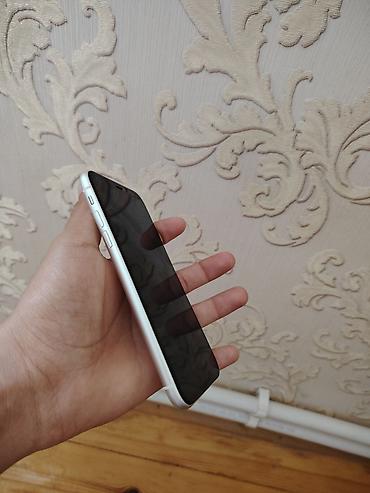 tecno camon 30 premier: IPhone 11, 64 GB, Ağ, Zəmanət — 4