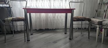 Masa və oturacaq dəstləri: Mətbəx üçün, İşlənmiş, Açılmayan, Dördbucaq masa, 2 stul
