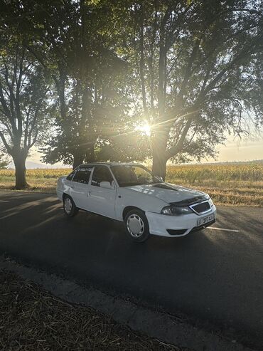 Daewoo: Daewoo Nexia: 2012 г., 1.6 л, Механика, Бензин