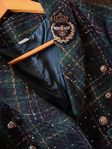 tuklu geyim: Uşaq üçün iki parçalı tweed dəst - Üst: ikiqat düyməli, qara-yaşıl — 5