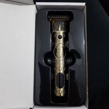 Trimeri za precizno uklanjanje dlačica: Masinica za precizno šišanje sa displejem Mašinica je bežična, puni — 4