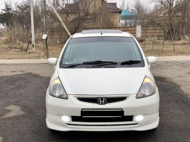 Honda: Honda Fit: 2003 г., 1.3 л, Вариатор, Газ