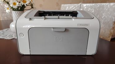 Kompüter, noutbuk və planşetlər: HP Laser Jet P1102 Printer evdə işlənib. Tam işlək vəziyyətdədir, heç