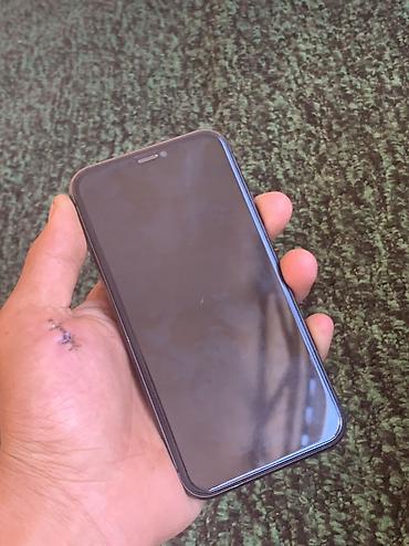 13 дюймовый ноутбук: IPhone 11, Б/у, 128 ГБ, Черный, Чехол, 100 % — 2