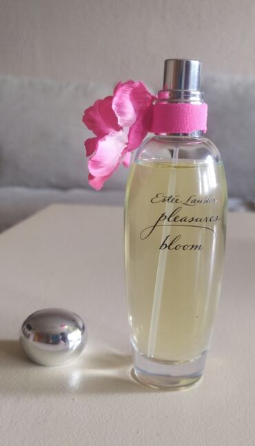 dolce gabbana original: Pleasures Bloom Estée Lauder edp, 50ml Samo proban. Kod A40 ORIGINAL