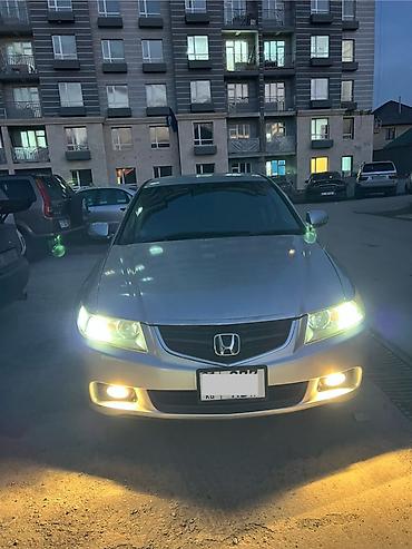 Honda: Honda Accord: 2003 г. — 10