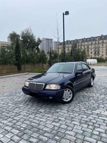 r18 mercedes: Mercedes-Benz C 200: 2 l | 1995 il Sedan