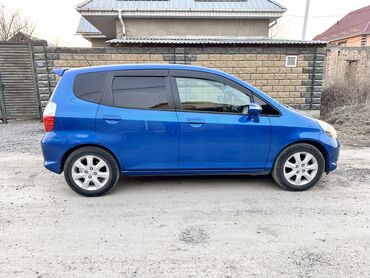 Honda: Honda Fit: 2005 г., 1.5 л, Вариатор, Бензин, Хэтчбэк