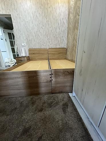 bunk bed: Односпальная модульная кровать из ЛДСП, цвет дуб/дуб сонома. - — 1