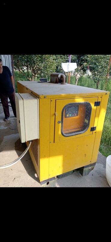 generator satiram: Generator 16volt 5000₼ satılır Çox az işlənib 12000₼ alınıb obyektler