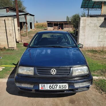 движок на пассат: Volkswagen Vento: 1995 г., 1.8 л, Механика, Бензин, Седан