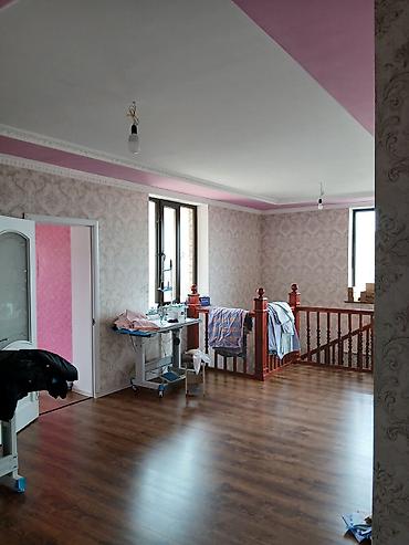 Продажа коттеджей и домов: Г Чолпоната рн иподром продаётся 🏠 2 этажный кирпичный дом 220кв — 12