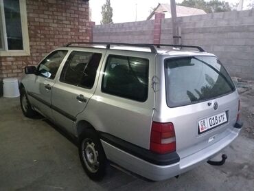 Volkswagen: Volkswagen Golf Variant: 1993 г.