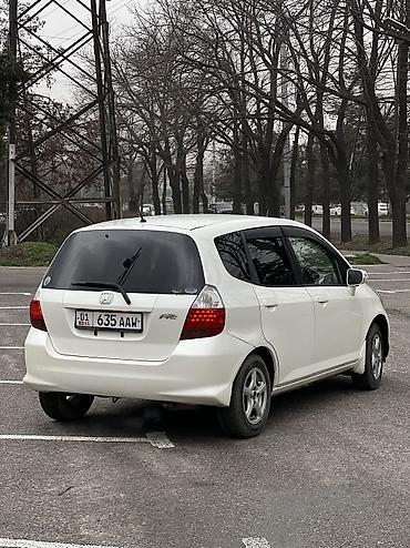 Honda: Honda Fit: 2005 г., 1.3 л, Вариатор, Бензин, Седан — 1