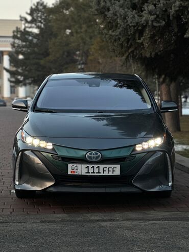 Toyota: Toyota Prius: 2016 г., 1.8 л, Вариатор, Электромобиль, Хэтчбэк