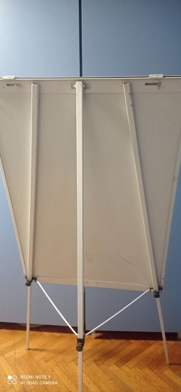 Ostali nameštaj: Prezenter ili štafelaj dimenzije 70x105 visina 1,90cm sa — 8