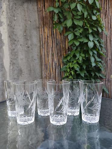 ormani za terase: Set od 6 čaša od brušenog stakla/kristala. - Visina: oko 12 cm — 1
