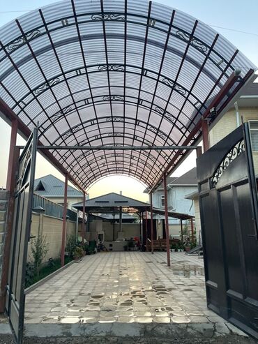 Продажа домов: Продаётся двухэтажный дом с благоустроенным двором и большим навесом — 2