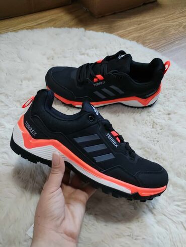 nine west mokasine: Trainers, Adidas, size - 45