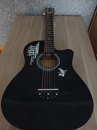 Akkustik gitara – IRIN az islenib sesi yaxsıdır
ölçü 3/4 lalafo.az -da Akkustik gitara – IRIN az islenib sesi yaxsıdır
ölçü 3/4